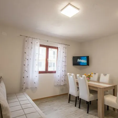 Family Roso Apartment